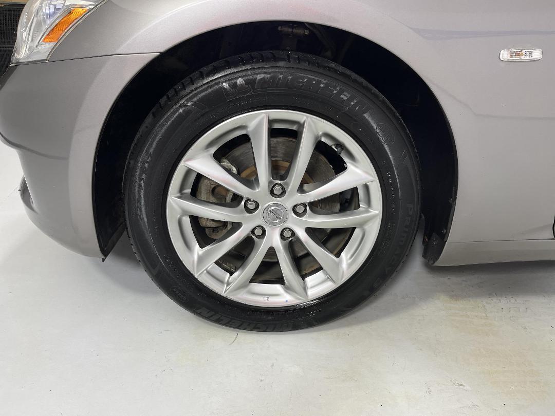 Photo '10' of Nissan Skyline Photo '10' of Nissan Skyline