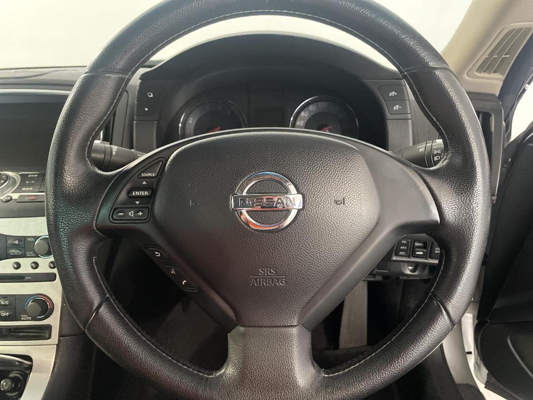 Photo '25' of Nissan Skyline Photo '25' of Nissan Skyline