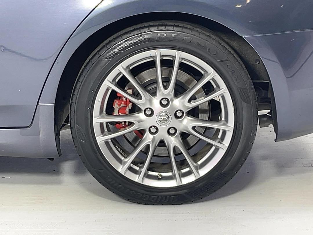 Photo '11' of Nissan Skyline