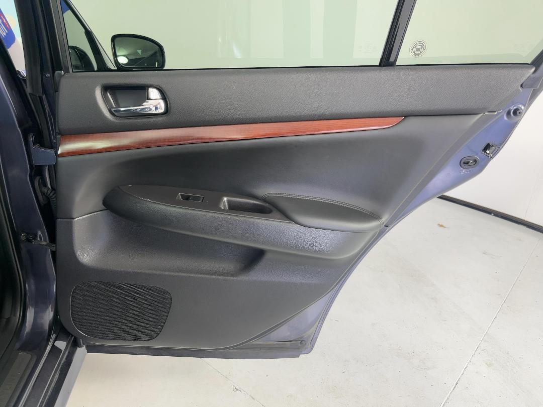 Photo '19' of Nissan Skyline