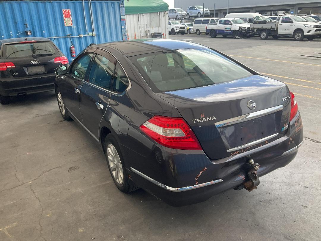 Photo '10' of Nissan Teana Photo '10' of Nissan Teana