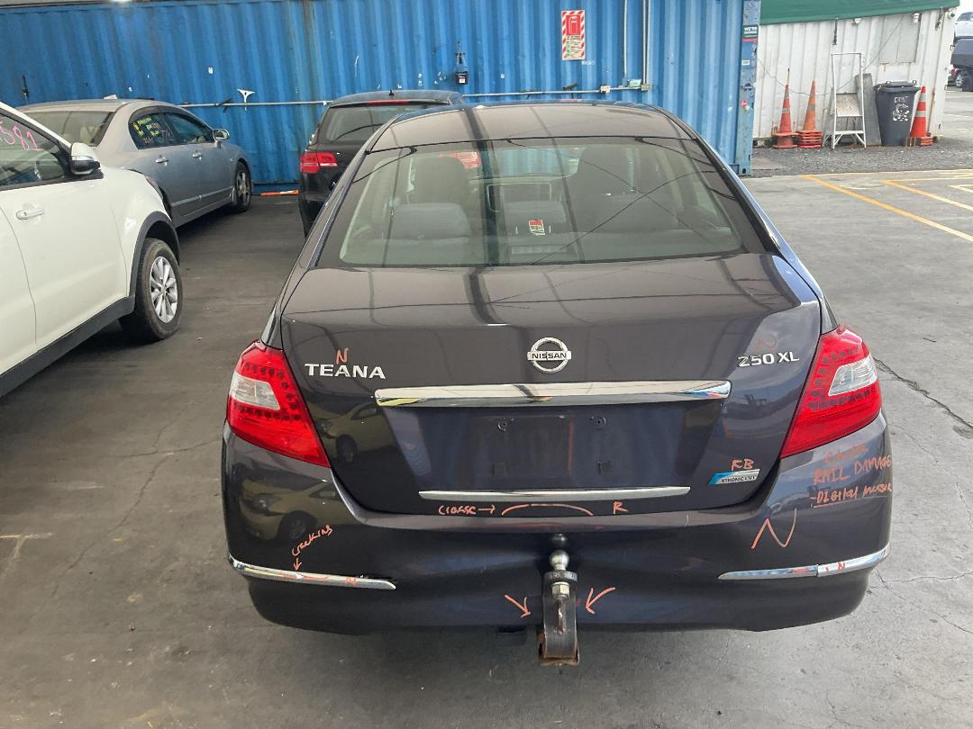 Photo '13' of Nissan Teana Photo '13' of Nissan Teana