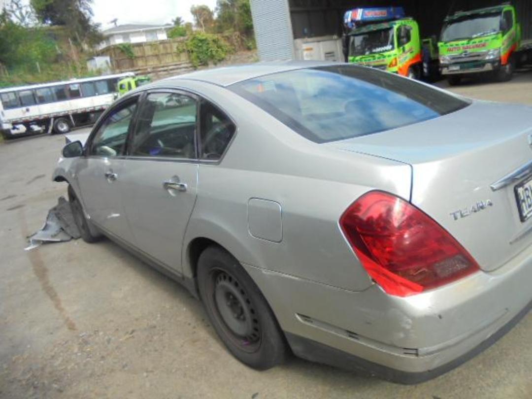 Photo '4' of Nissan Teana Photo '4' of Nissan Teana