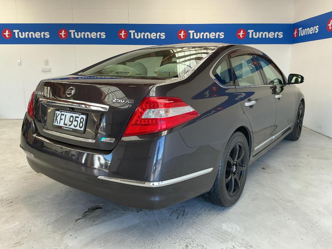 Photo '7' of Nissan Teana Photo '7' of Nissan Teana