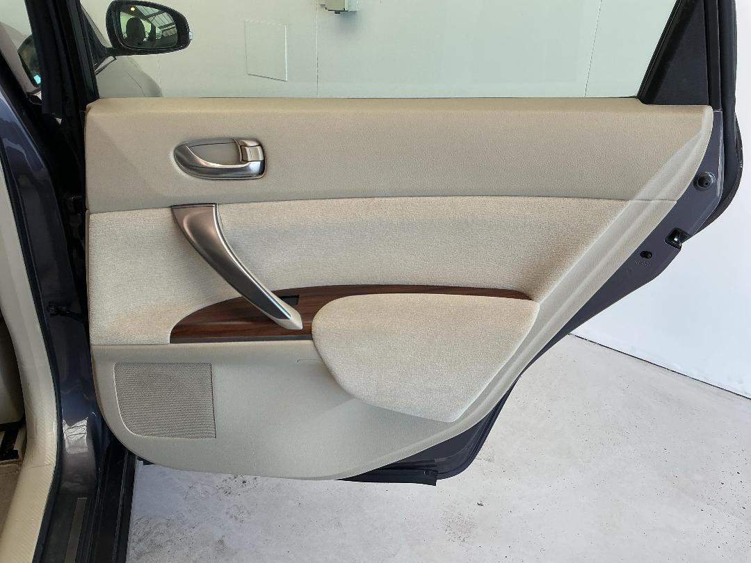 Photo '19' of Nissan Teana Photo '19' of Nissan Teana