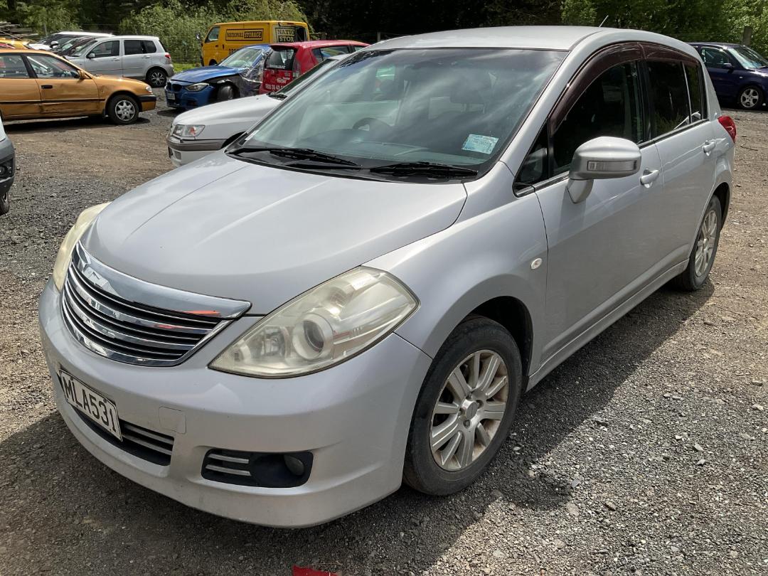 Photo '4' of Nissan Tiida Photo '4' of Nissan Tiida