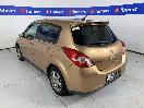 Thumbnail '5' of Nissan Tiida