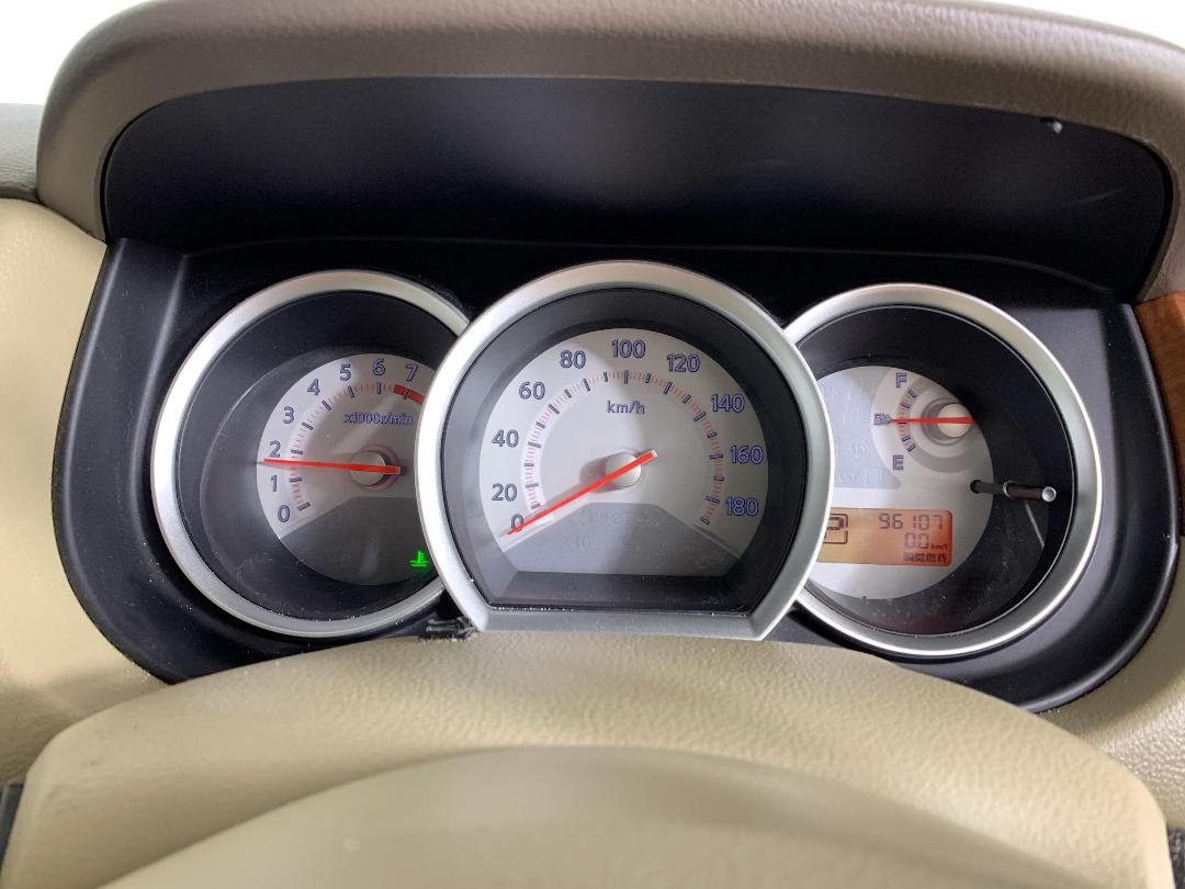 Photo '21' of Nissan Tiida Photo '21' of Nissan Tiida