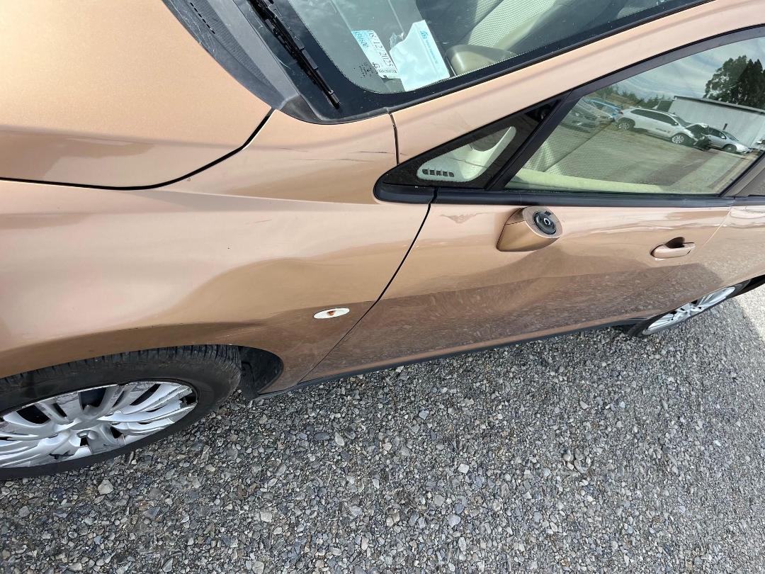 Photo '9' of Nissan Tiida Photo '9' of Nissan Tiida