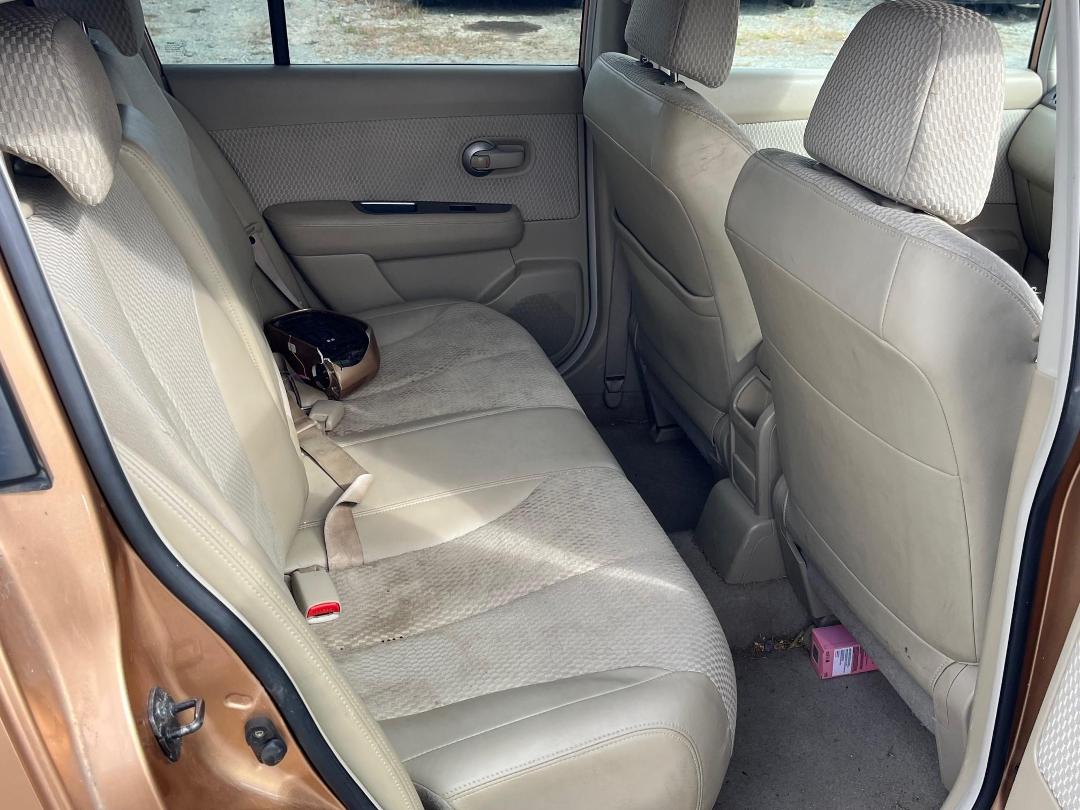 Photo '12' of Nissan Tiida Photo '12' of Nissan Tiida