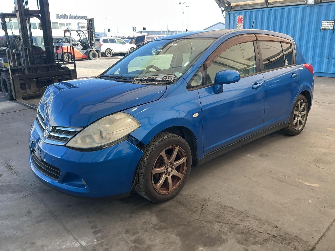 Photo '7' of Nissan Tiida Photo '7' of Nissan Tiida