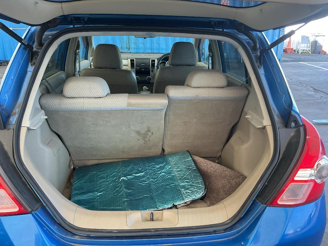 Photo '15' of Nissan Tiida Photo '15' of Nissan Tiida