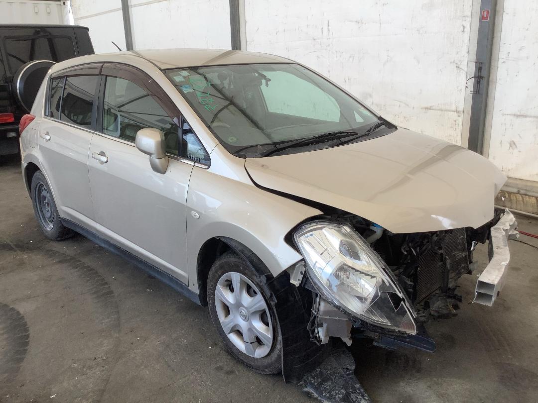 Photo '4' of Nissan Tiida Photo '4' of Nissan Tiida