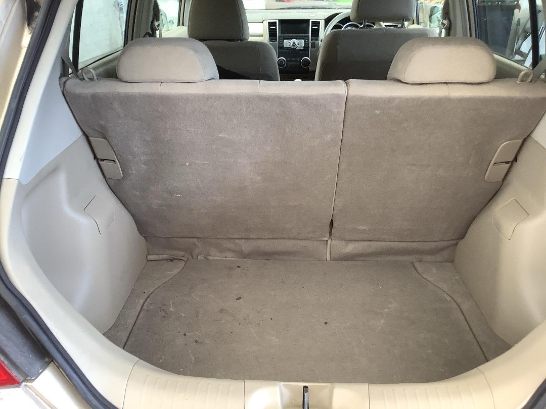 Photo '9' of Nissan Tiida Photo '9' of Nissan Tiida