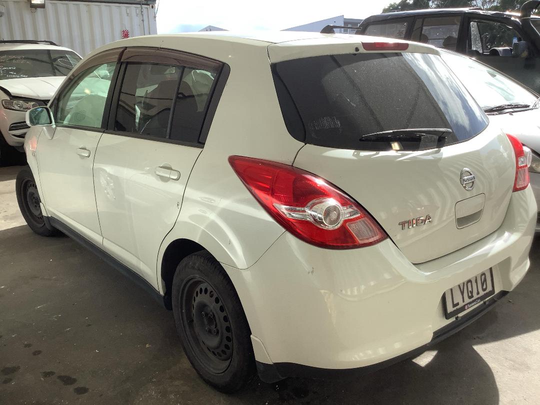 Photo '7' of Nissan Tiida Photo '7' of Nissan Tiida