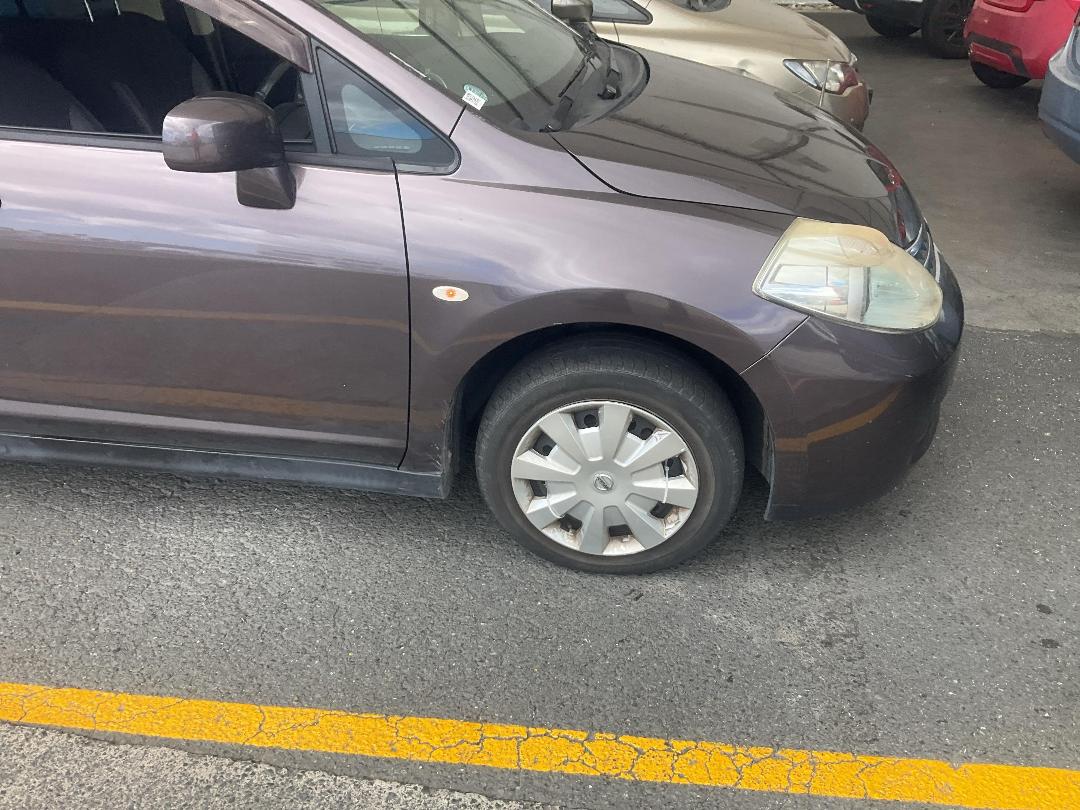 Photo '2' of Nissan Tiida