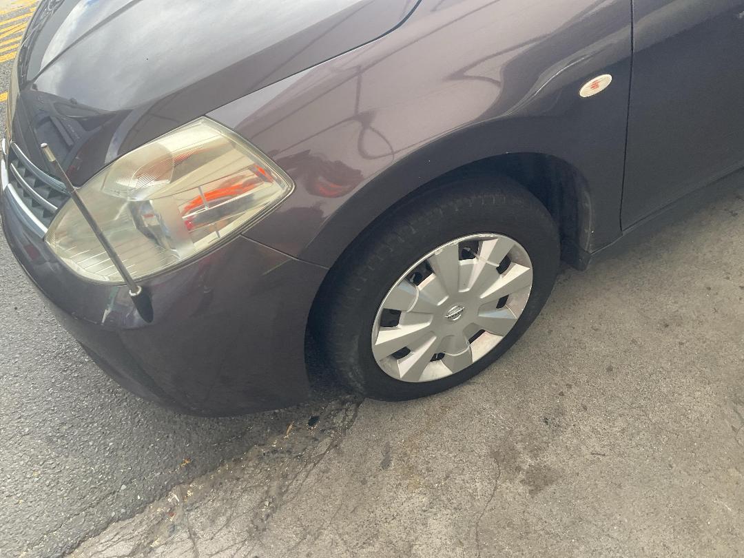 Photo '8' of Nissan Tiida