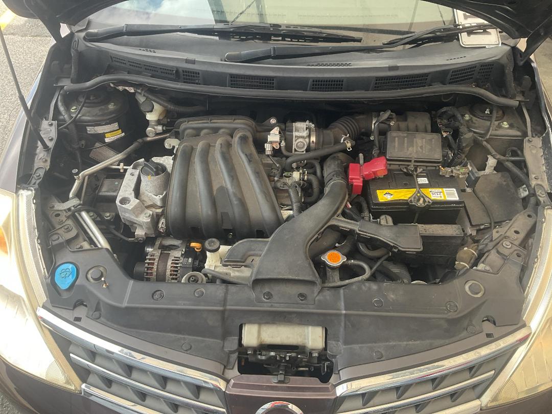 Photo '18' of Nissan Tiida