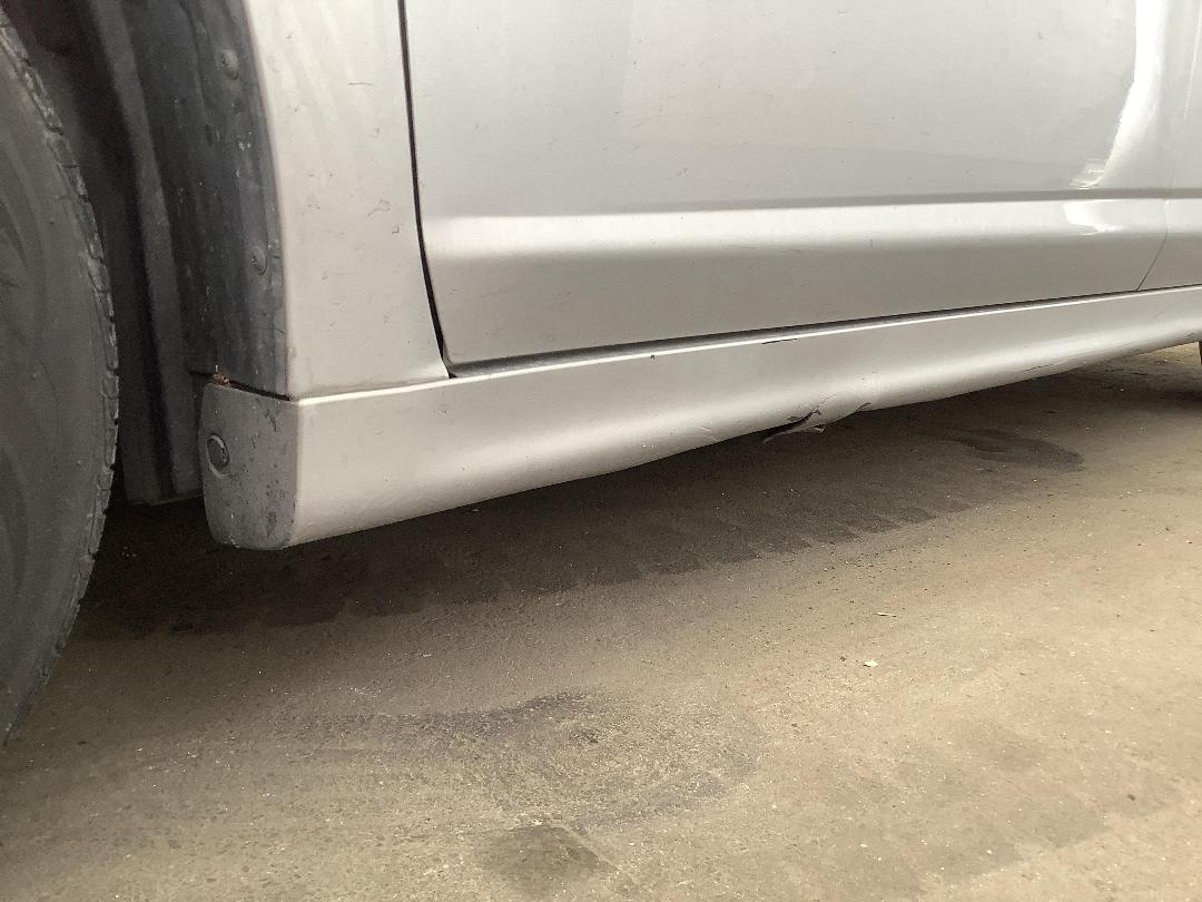 Photo '2' of Nissan Tiida Axis Photo '2' of Nissan Tiida Axis