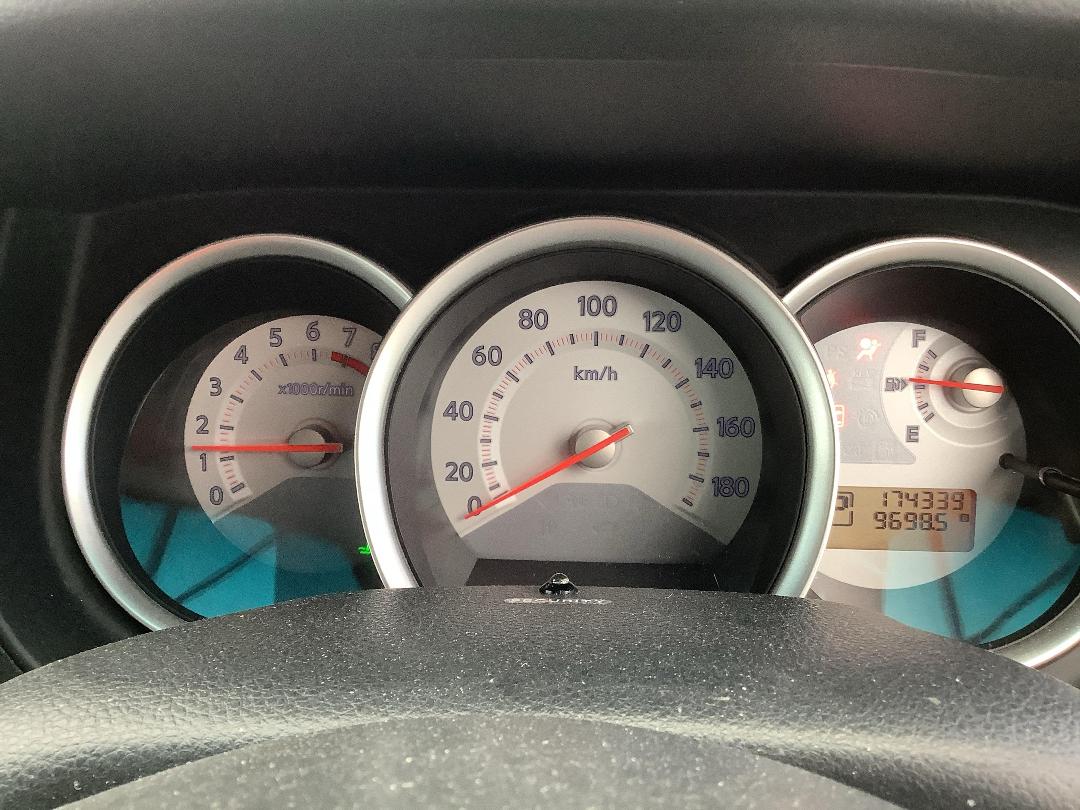 Photo '14' of Nissan Tiida Axis Photo '14' of Nissan Tiida Axis