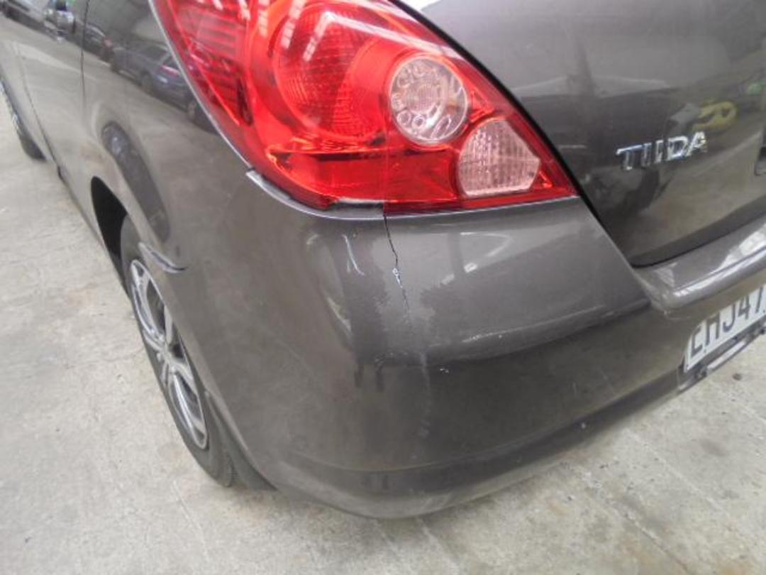 Photo '11' of Nissan Tiida ST Photo '11' of Nissan Tiida ST