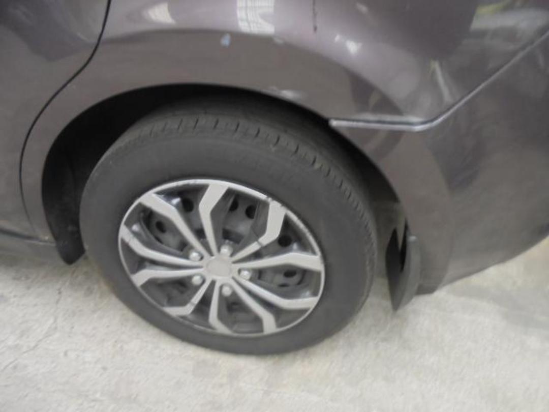 Photo '13' of Nissan Tiida ST Photo '13' of Nissan Tiida ST