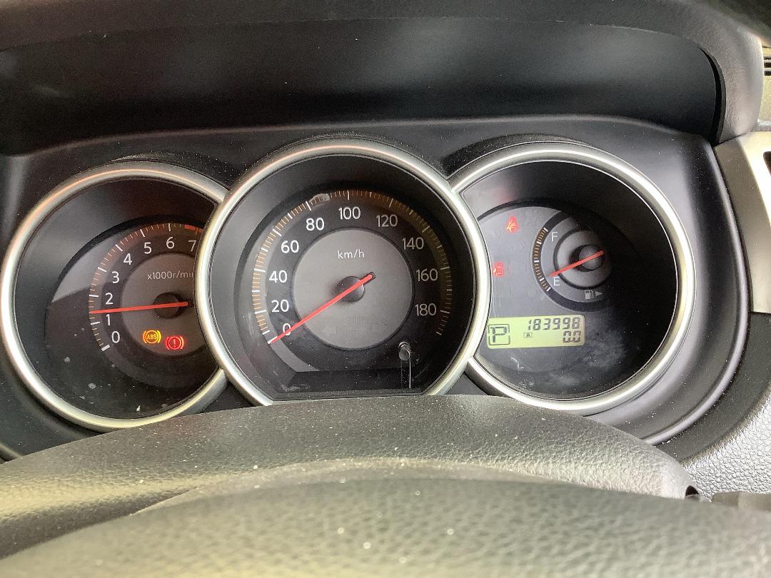 Photo '16' of Nissan Tiida Latio