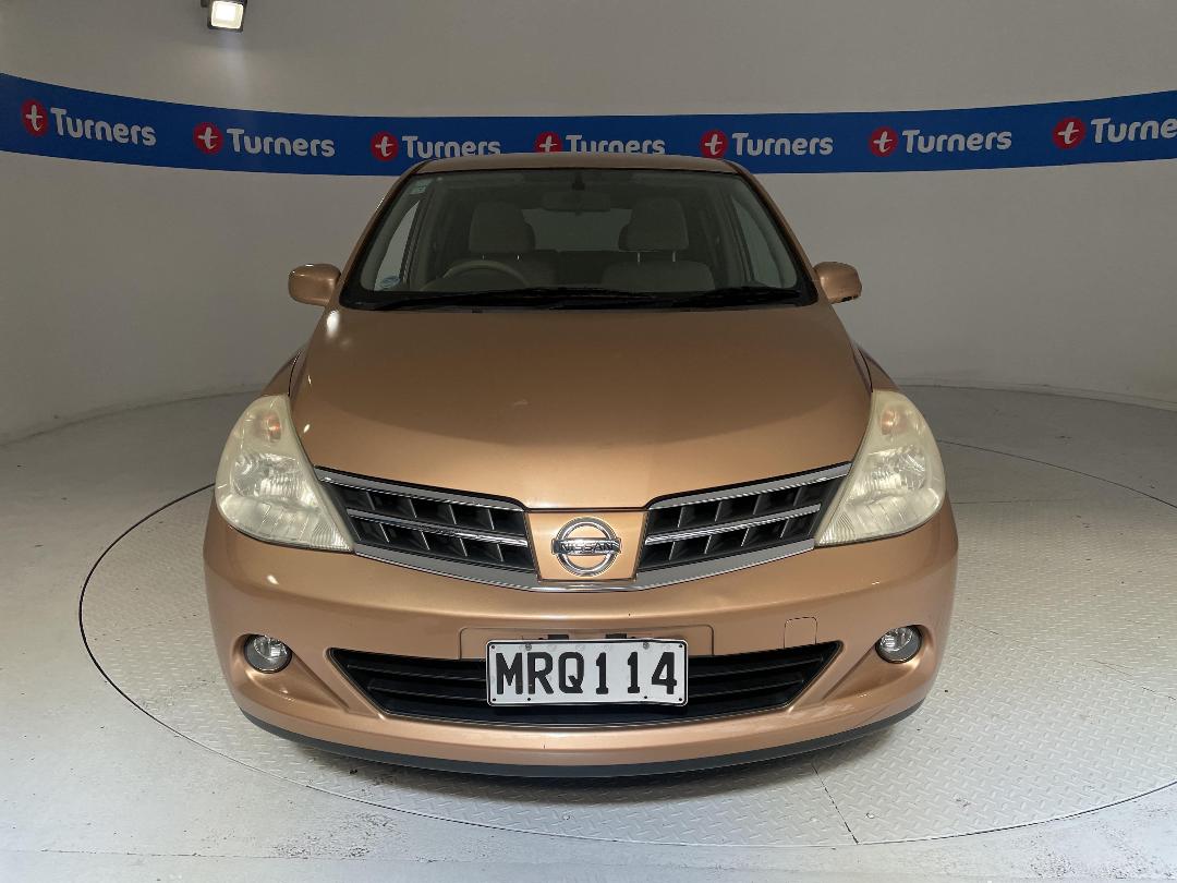 Photo '2' of Nissan Tiida