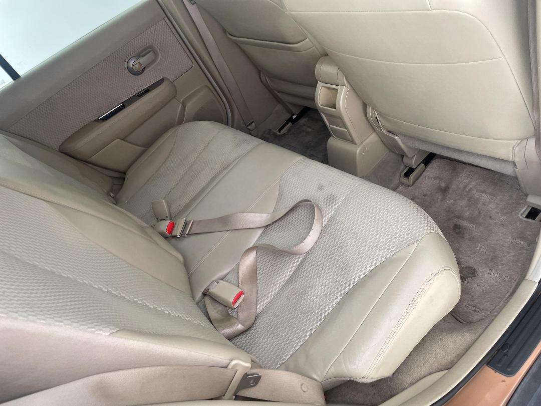 Photo '20' of Nissan Tiida