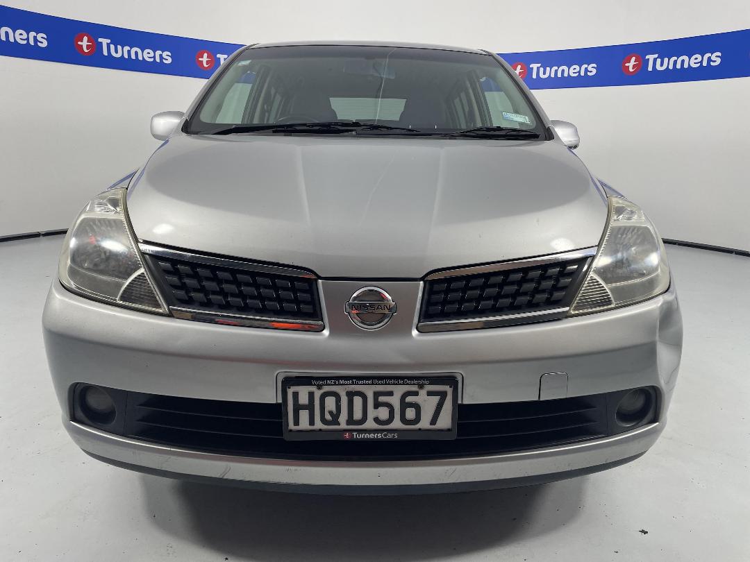 Photo '2' of Nissan Tiida Photo '2' of Nissan Tiida