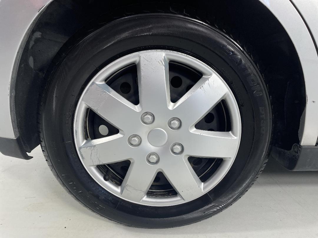 Photo '12' of Nissan Tiida Photo '12' of Nissan Tiida