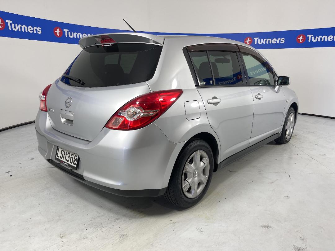 Photo '7' of Nissan Tiida