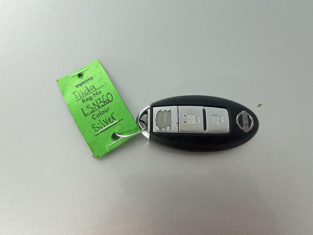 Photo '22' of Nissan Tiida