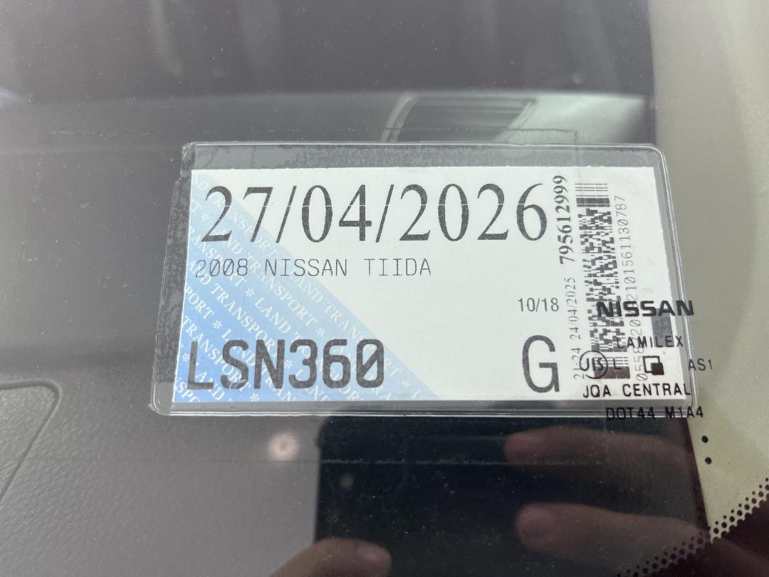 Photo '24' of Nissan Tiida