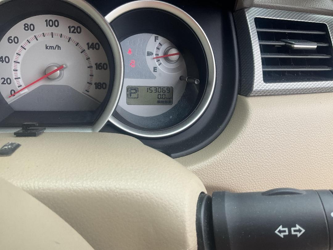 Photo '11' of Nissan Tiida Photo '11' of Nissan Tiida