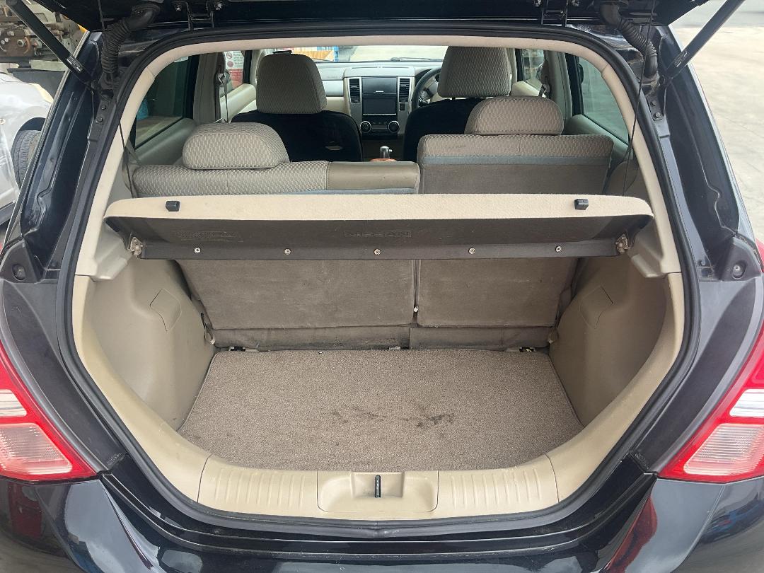 Photo '13' of Nissan Tiida Photo '13' of Nissan Tiida