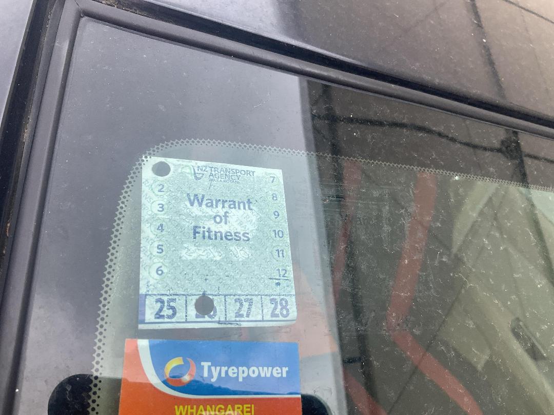 Photo '14' of Nissan Tiida Photo '14' of Nissan Tiida