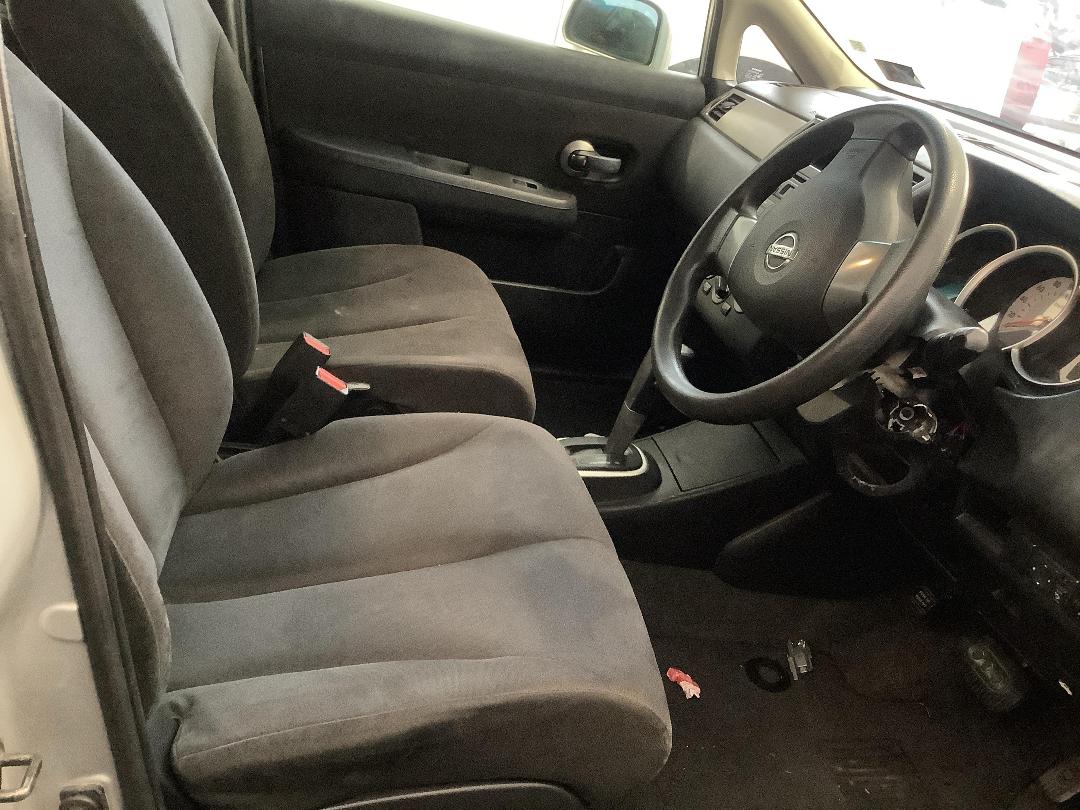 Photo '12' of Nissan Tiida