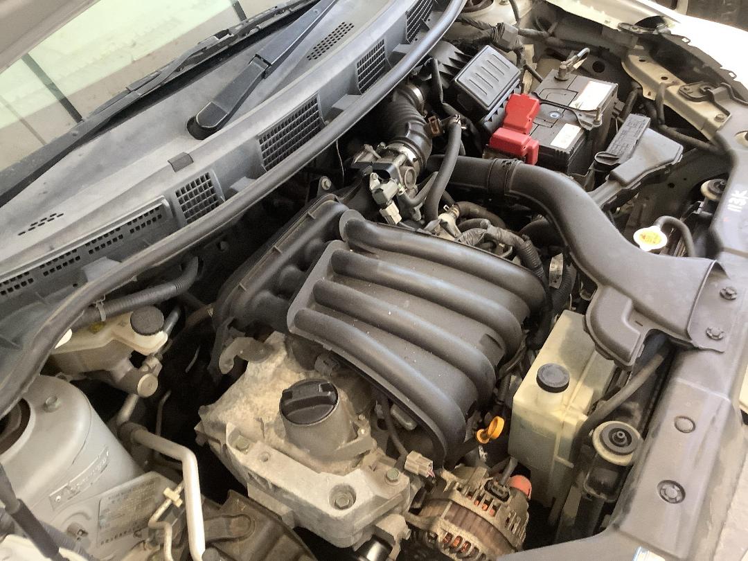 Photo '16' of Nissan Tiida