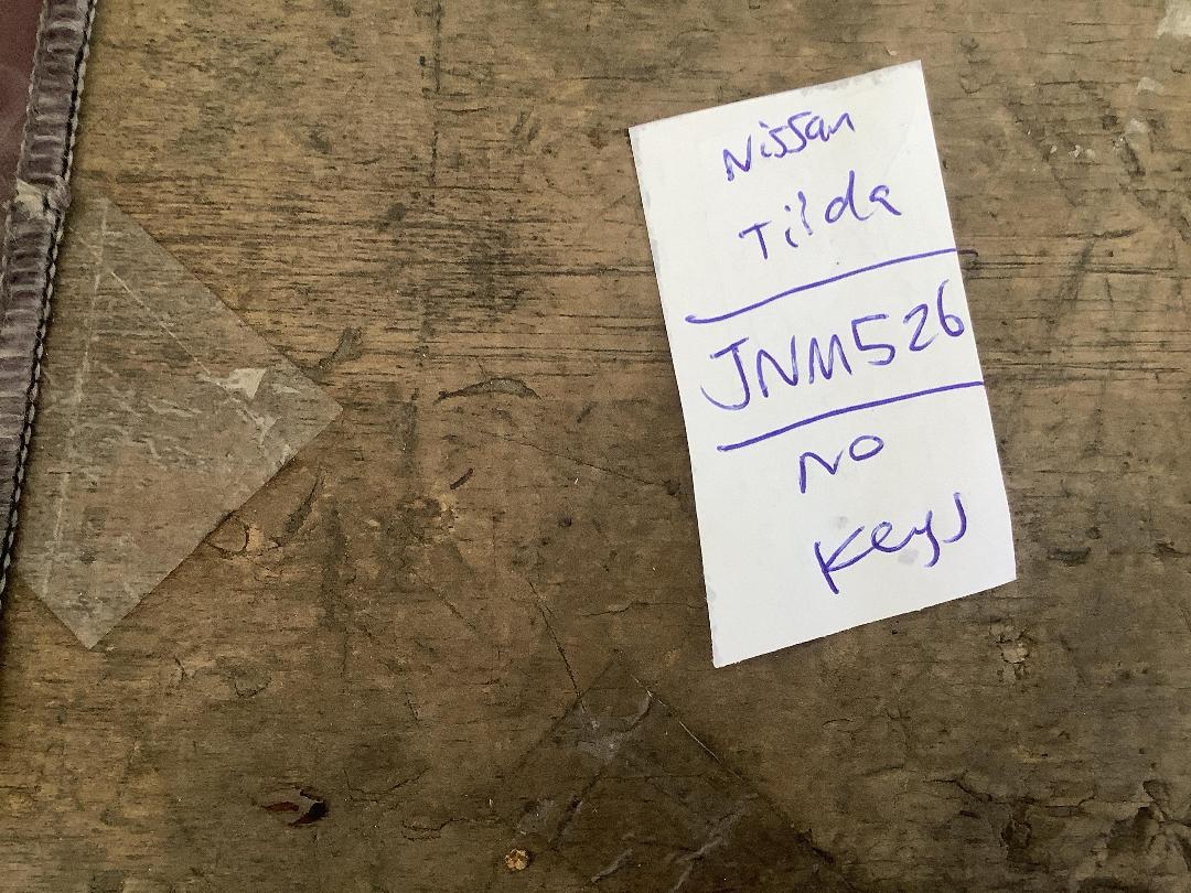 Photo '21' of Nissan Tiida