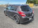 Thumbnail '4' of Nissan Tiida