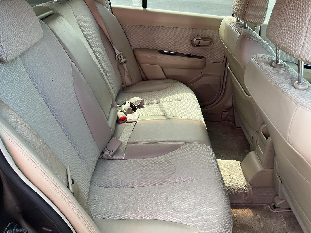 Photo '12' of Nissan Tiida