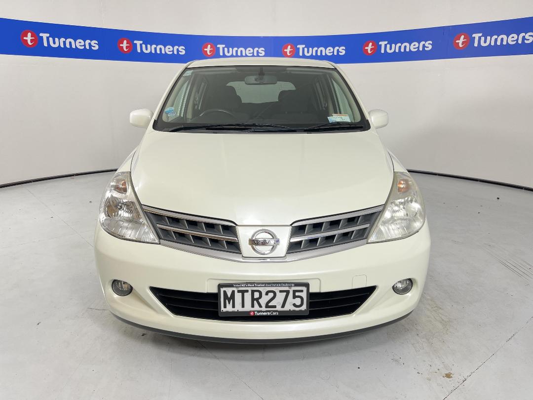 Photo '2' of Nissan Tiida Photo '2' of Nissan Tiida