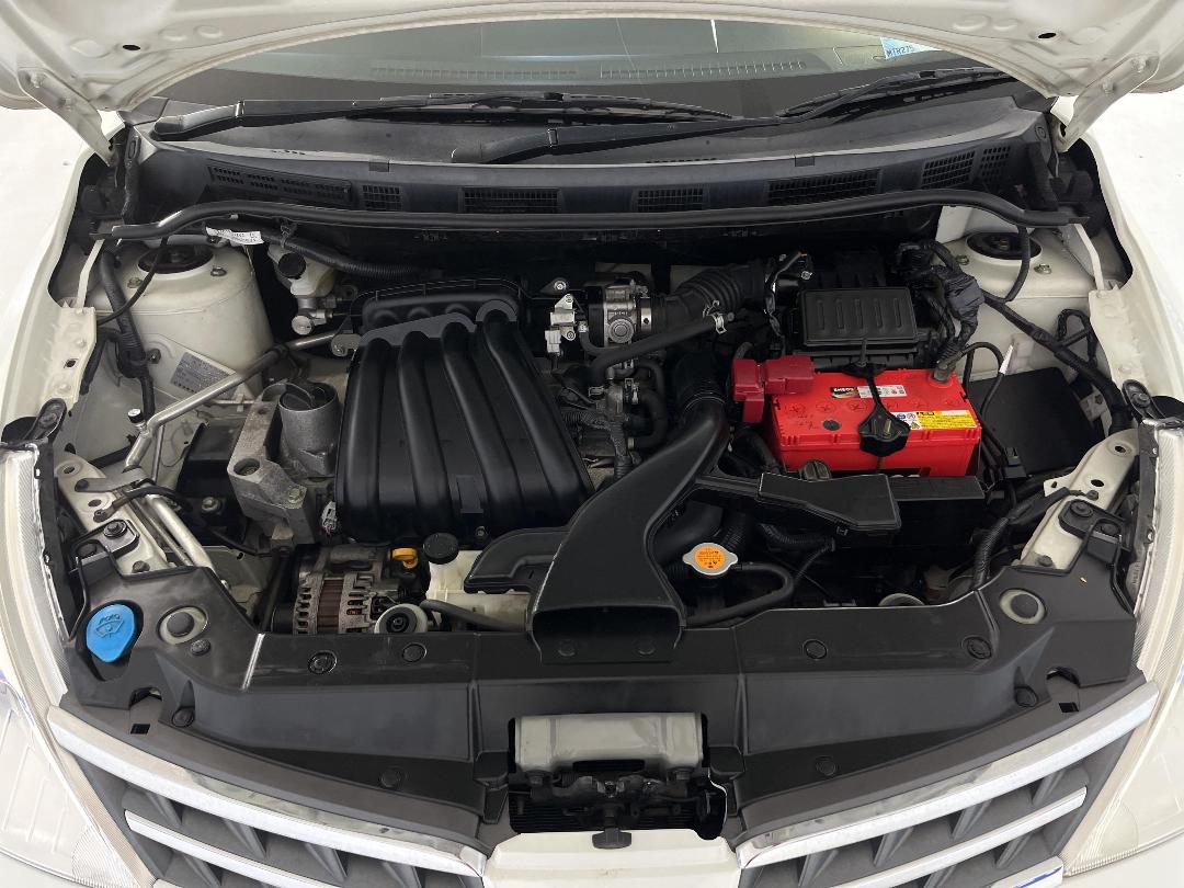 Photo '13' of Nissan Tiida Photo '13' of Nissan Tiida