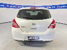 Thumbnail '6' of Nissan Tiida