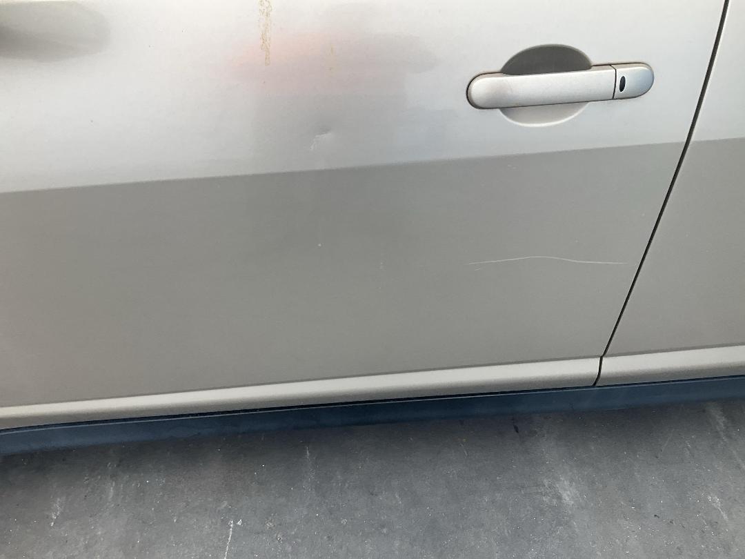 Photo '10' of Nissan Tiida Photo '10' of Nissan Tiida