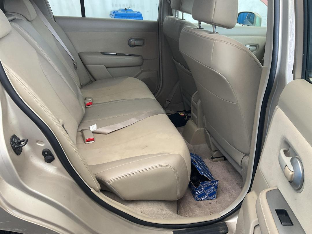 Photo '20' of Nissan Tiida Photo '20' of Nissan Tiida