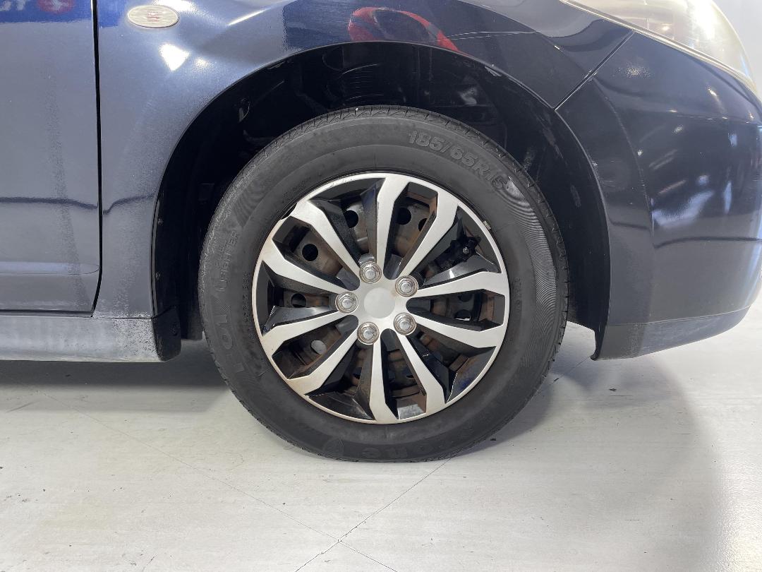 Photo '9' of Nissan Tiida Photo '9' of Nissan Tiida