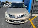 Thumbnail '3' of Nissan Tiida