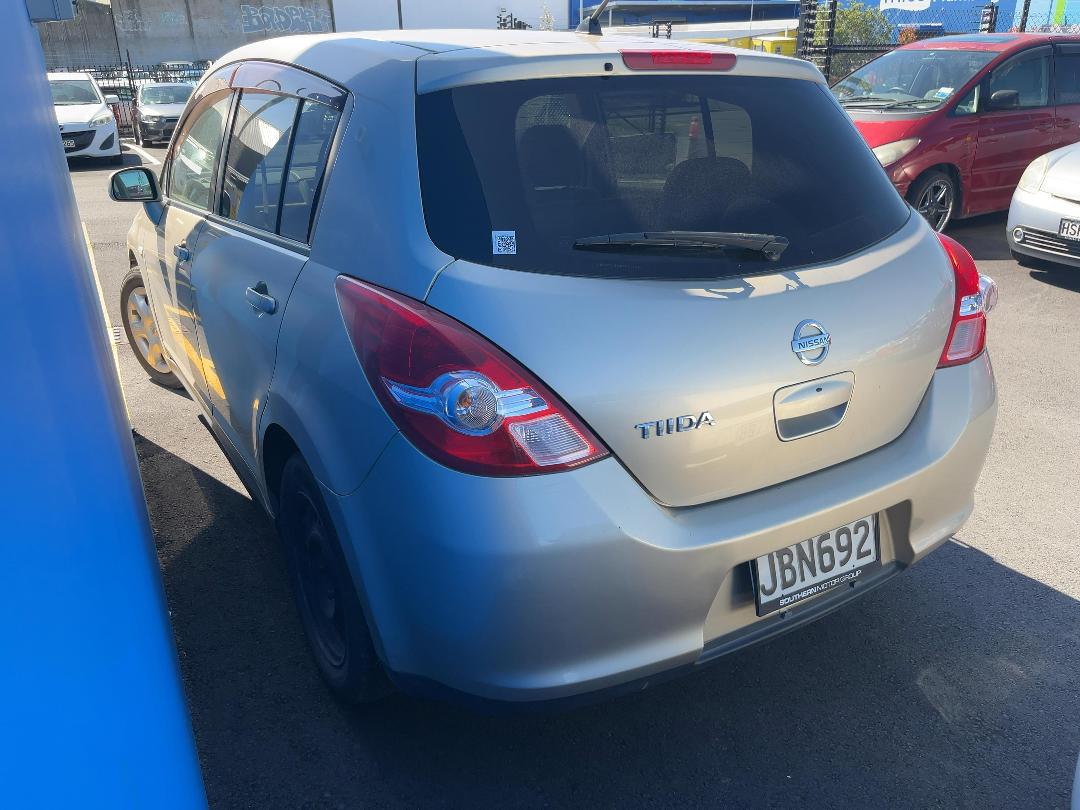 Photo '7' of Nissan Tiida